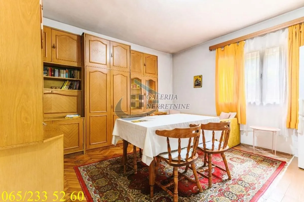 Sale, three bedroom apartment, 67m², Kneževac, Beograd