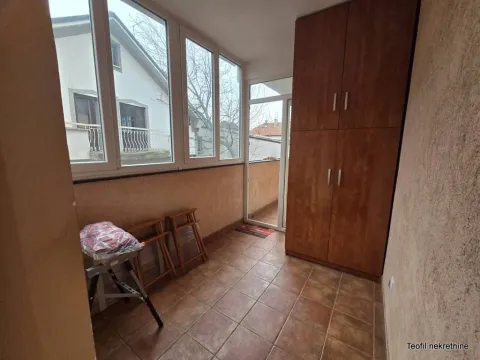 Sale, three bedroom apartment, 77m², Autokomanda, Voždovac Sve Podlokacije - image 15