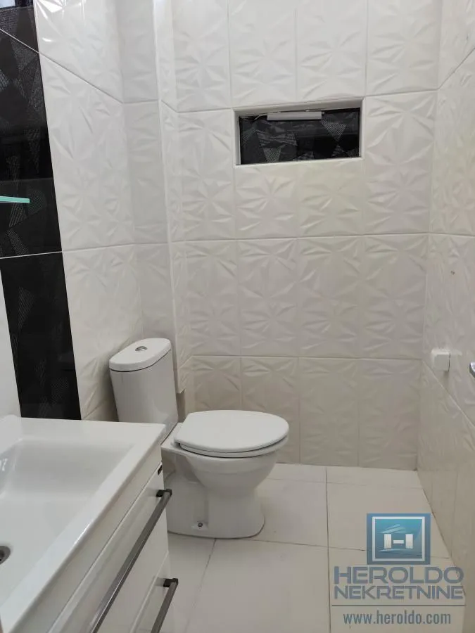 Sale, office space, 58m², Centar, Jagodina