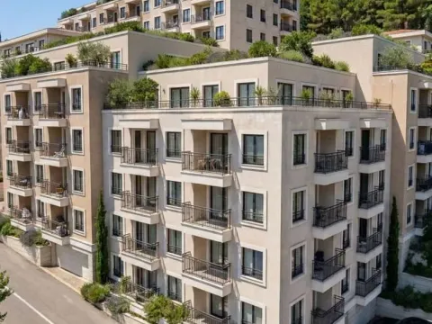 Sale, one bedroom apartment, 46m², Centar, Budva - image 1
