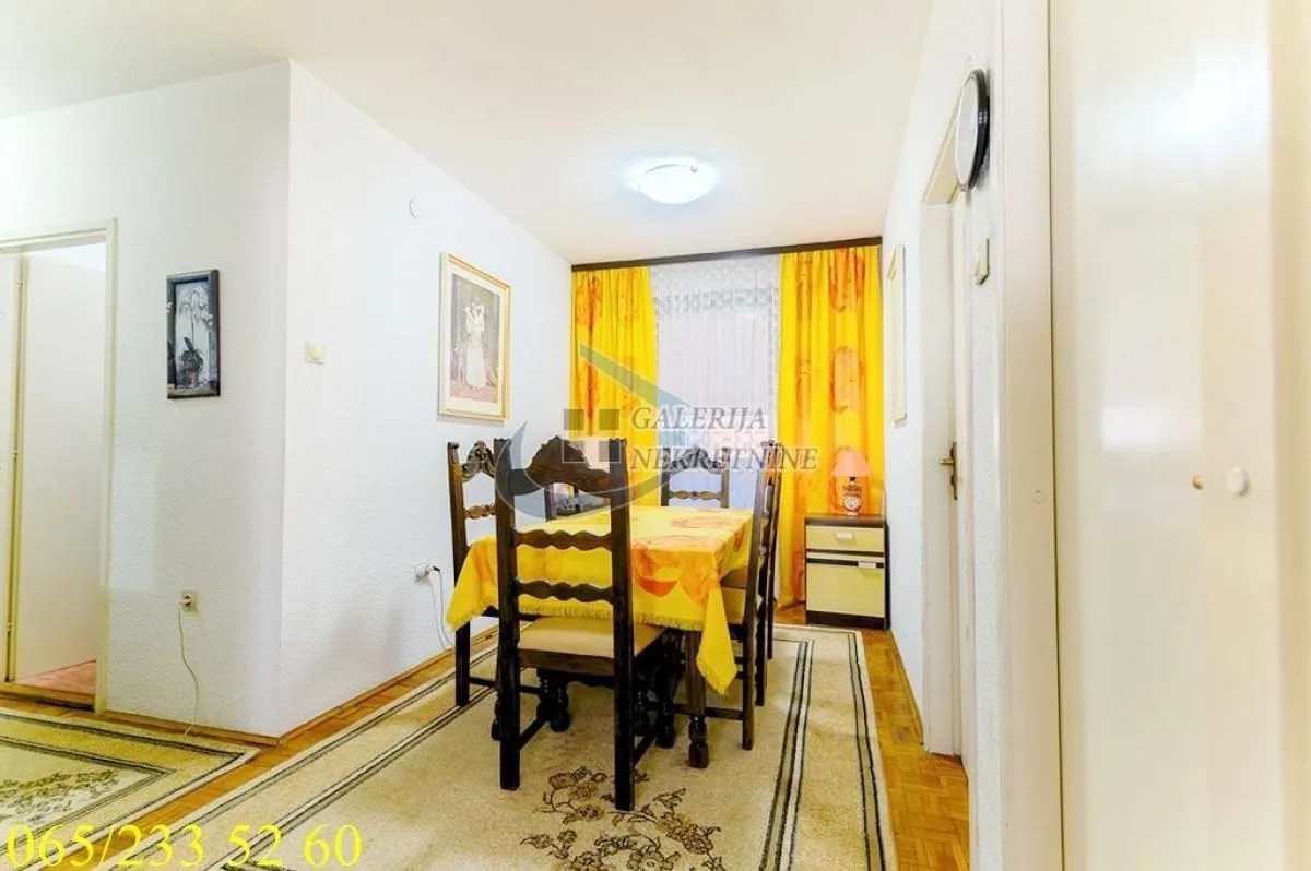 Prodaja, trosoban stan, 92m², Vidikovački venac, Rakovica