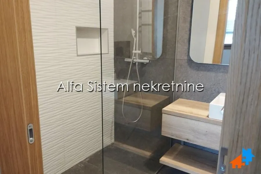Rent, two bedroom apartment, 90m², Voždovac Sve Podlokacije, Beograd