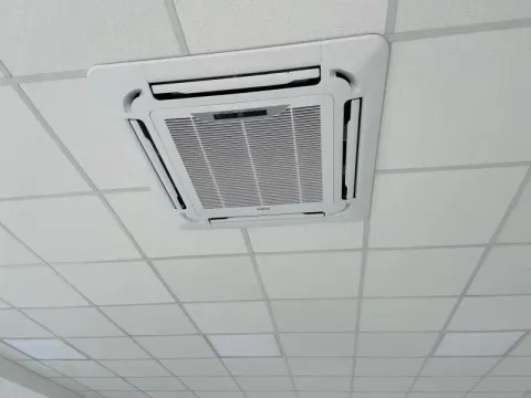 Izdavanje, poslovni prostor, 153m², Kotor, Crna Gora - image 7