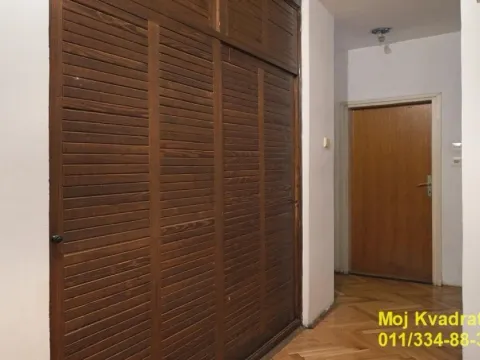 Sale, four bedroom apartment, 137m², Savski Venac, Beograd - image 16