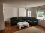 Izdavanje, dvosoban stan, 70m², Centar, Podgorica - image 9