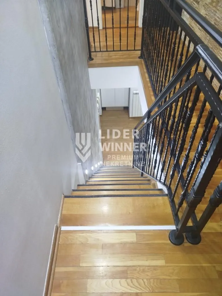 Rent, four bedroom apartment, 140m², Đeram Pijaca, Beograd