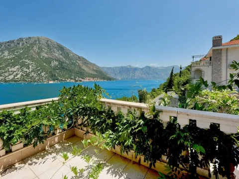 Sale, house, 235m², Kostanjica, Kotor - image 96