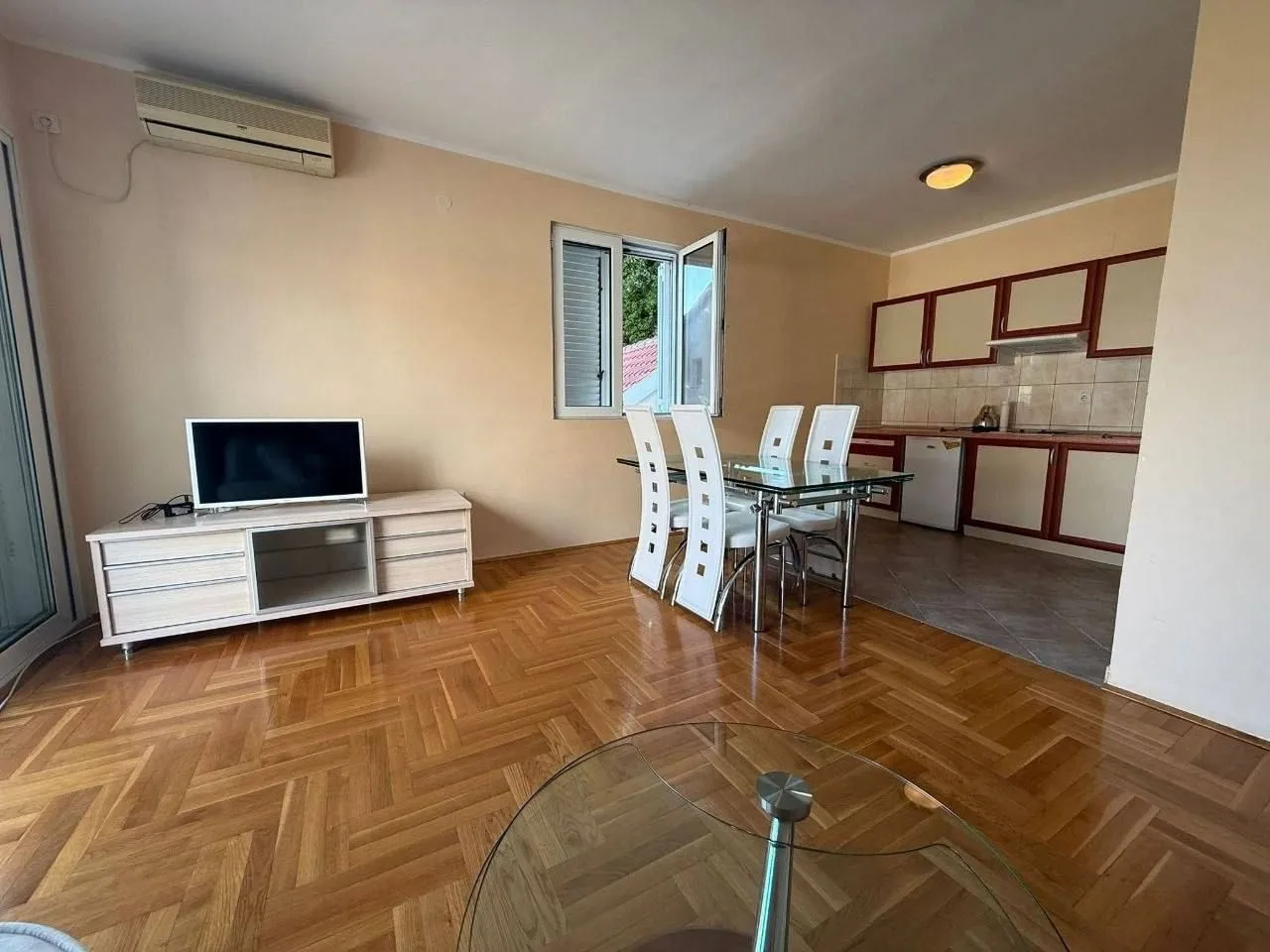 Prodaja, jednosoban stan, 56m², Bečići, Budva