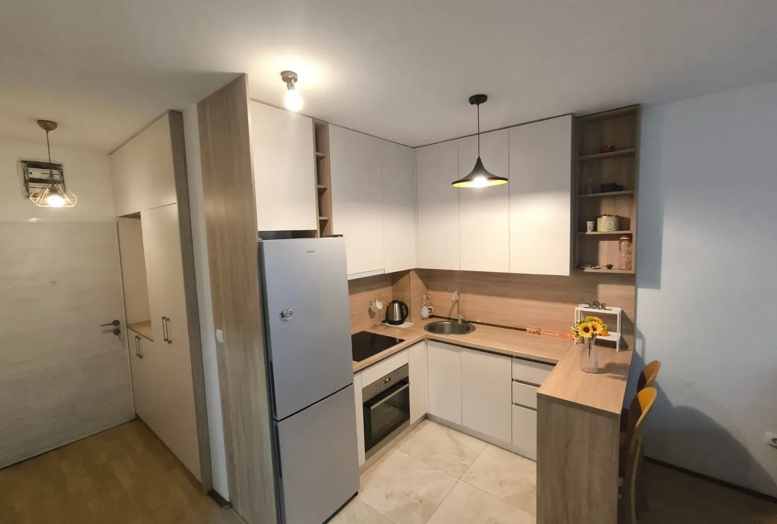 Izdavanje, jednosoban stan, 37m², City Kvart, Podgorica