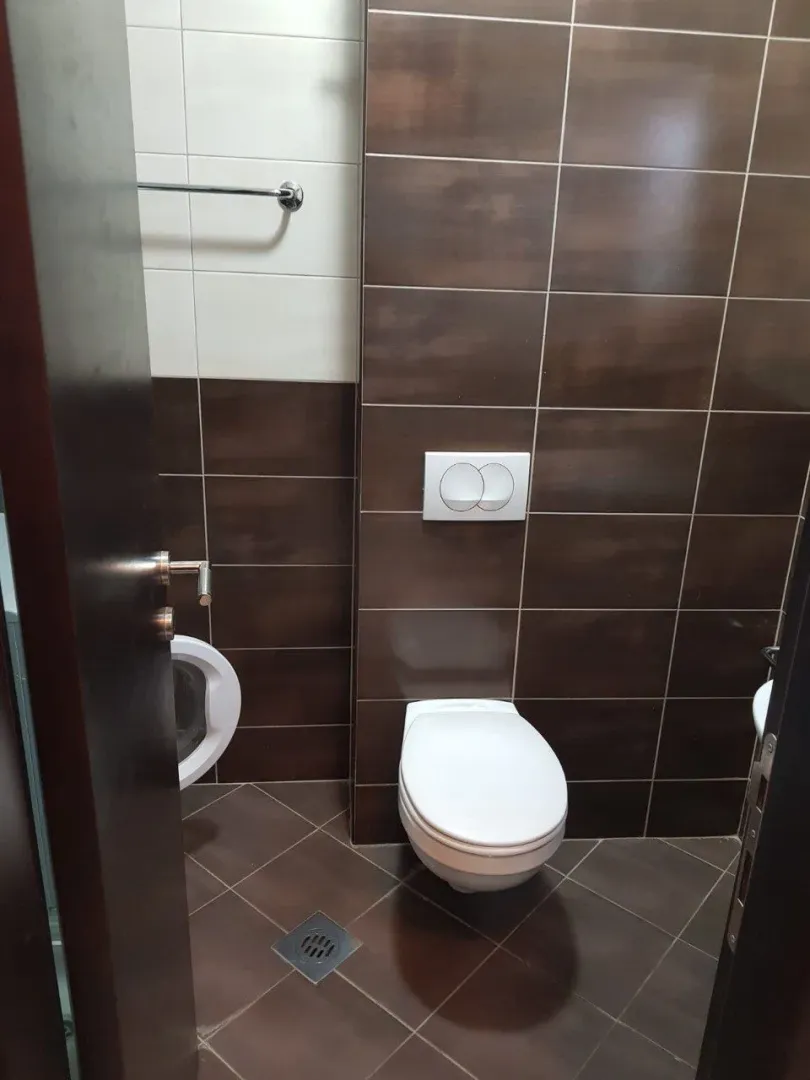 New 1-bedroom apartment, 43 m², renovated and furnished — Lazi, Budva 9