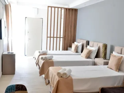 Sale, office space, 239m², Tivat, Crna Gora