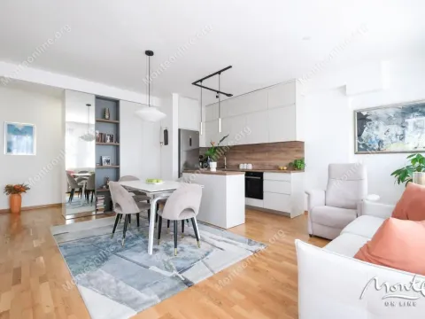 Prodaja, dvosoban stan, 63m², Tivat, Crna Gora