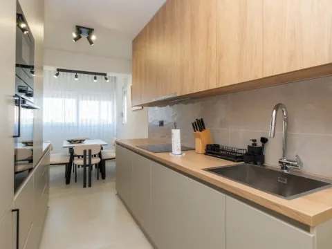 Izdavanje, trosoban stan, 101m², Preko Morače, Podgorica - image 5