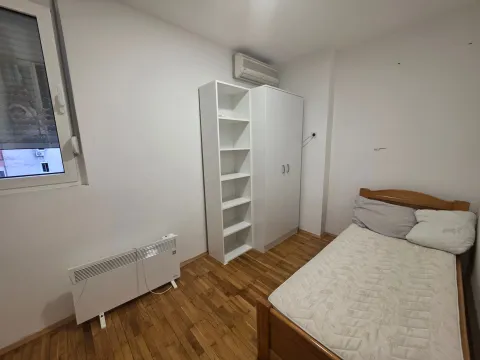 Rent, two bedroom apartment, 65m², Blok 5, Podgorica - image 17