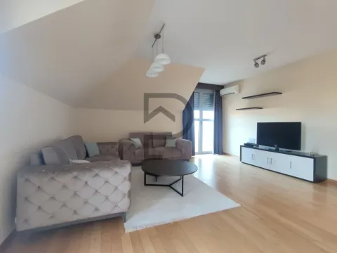 Prodaja,  stan, 85m2, Gorica C, Podgorica