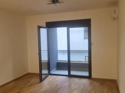 Rent, apartment, 33m², Donja Gorica, Podgorica - image 3