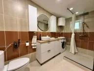 Izdavanje, dvosoban stan, 75m², Centar, Budva - image 4