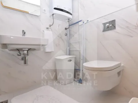 Izdavanje, jednosoban stan, 48m², New City, Podgorica - image 7