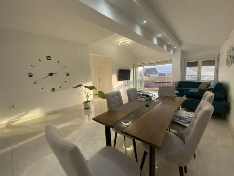 Sale, two bedroom apartment, 88m², Centar, Niš