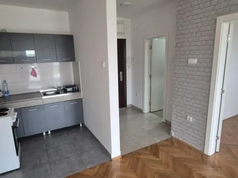 Rent, two bedroom apartment, 40m², Klisa, Novi Sad Sve Podlokacije - image 3