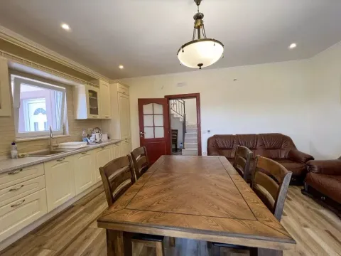 Prodaja, kuća, 170m², Bar, Crna Gora - image 7