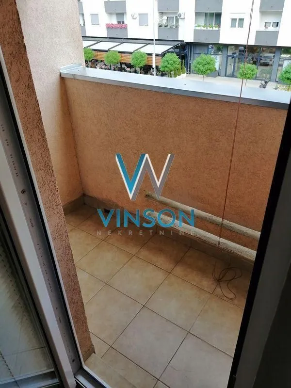Izdavanje, jednosoban stan, 56m², Nova Detelinara, Novi Sad Sve Podlokacije
