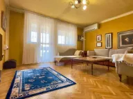 Sale, apartment, 105m², Blok 7, Podgorica - image 2