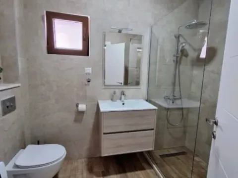 Sale, three bedroom apartment, 72m², Kotor, Crna Gora - image 2