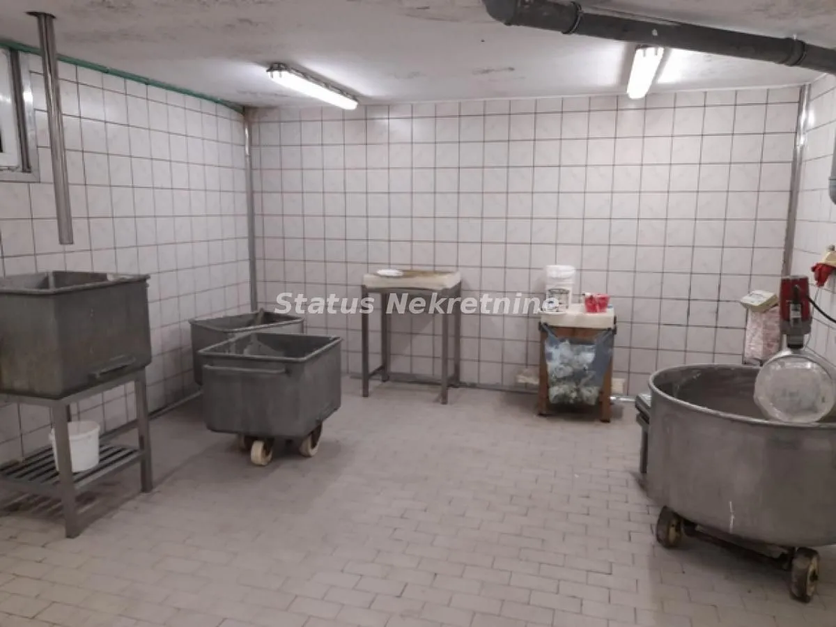 Sale, office space, 1260m², Novi Sad, Srbija