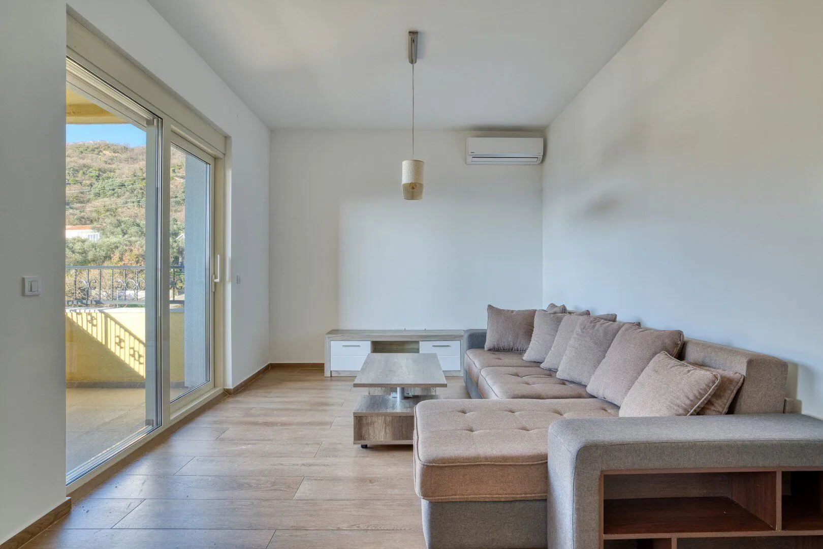 Prodaja, jednosoban stan, 53m², Budva, Crna Gora