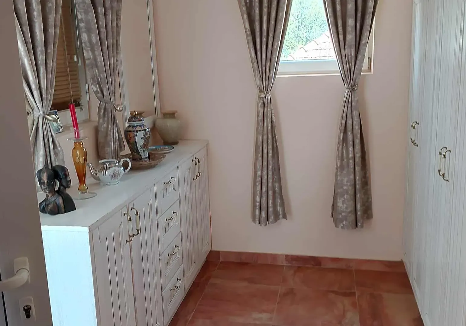 Rent, two bedroom apartment, 120m², Seljanovo, Tivat