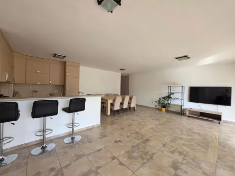 Prodaja, dvosoban stan, 120m², Budva, Crna Gora - image 6