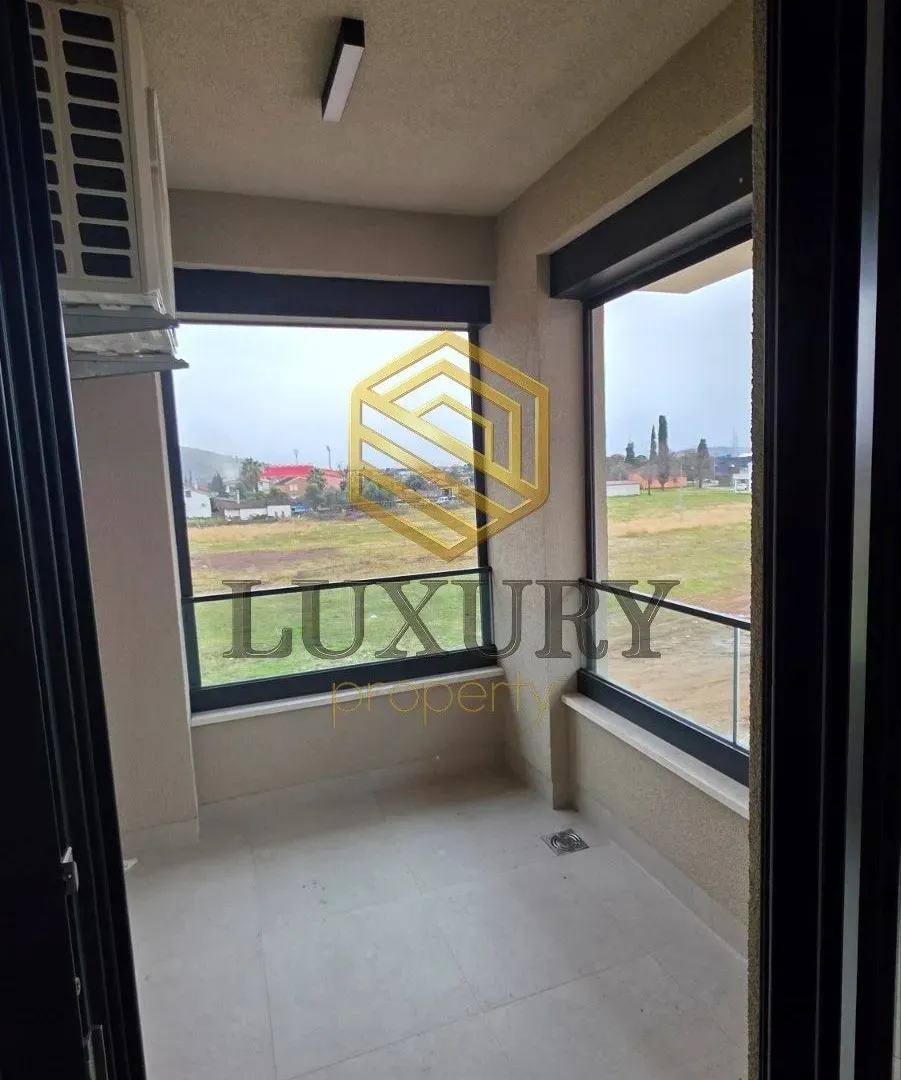 Prodaja, dvosoban stan, 84m², Donja Gorica, Podgorica