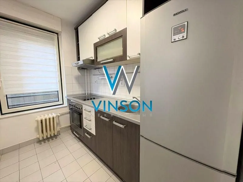 Izdavanje, jednosoban stan, 56m², Bulevar Oslobodjenja, Novi Sad Sve Podlokacije
