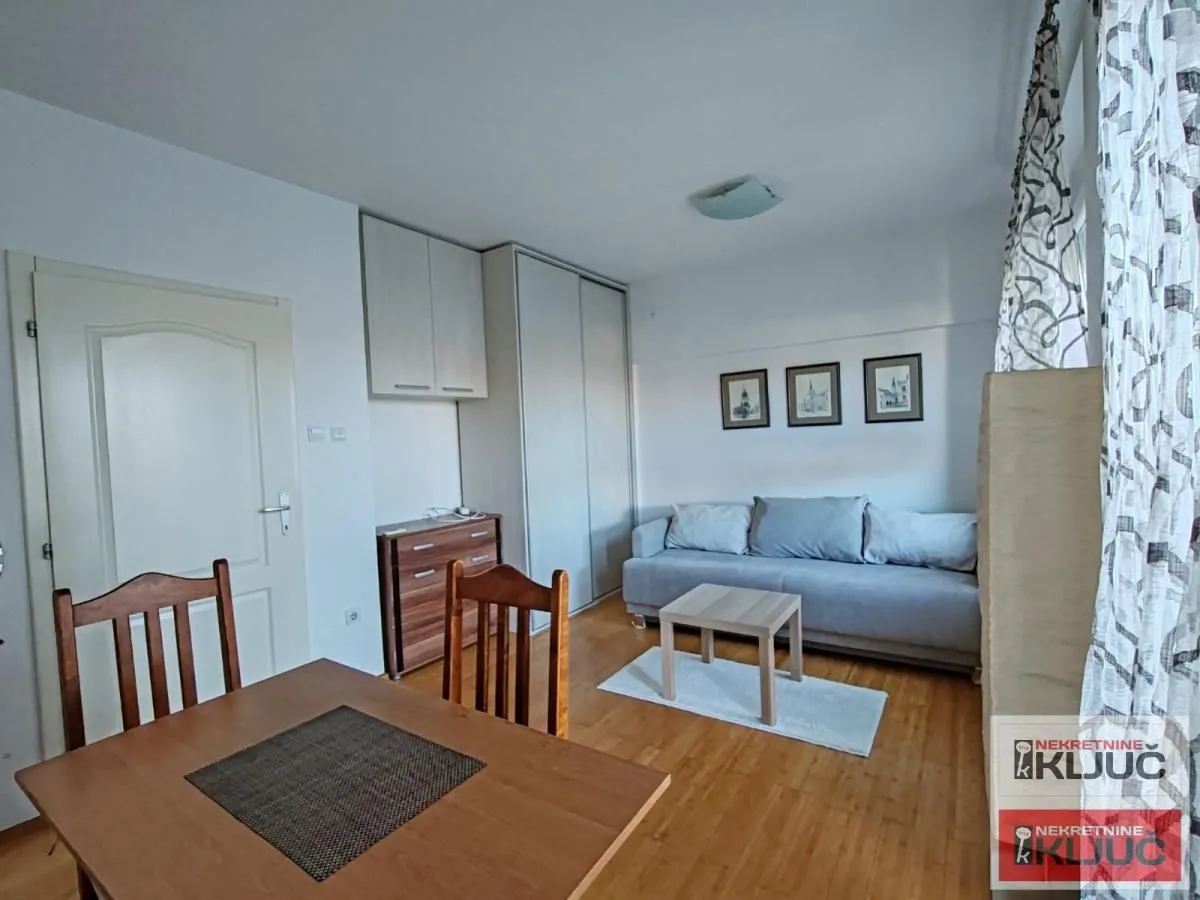 Izdavanje, garsonjera, 23m², Podbara, Novi Sad Sve Podlokacije