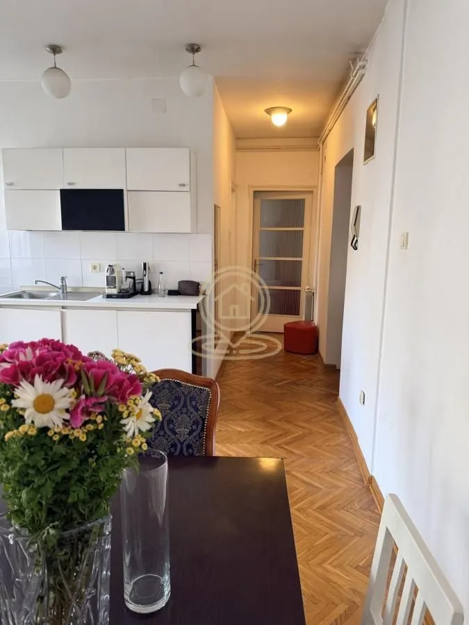Rent, two bedroom apartment, 55m², Stari Grad, Beograd