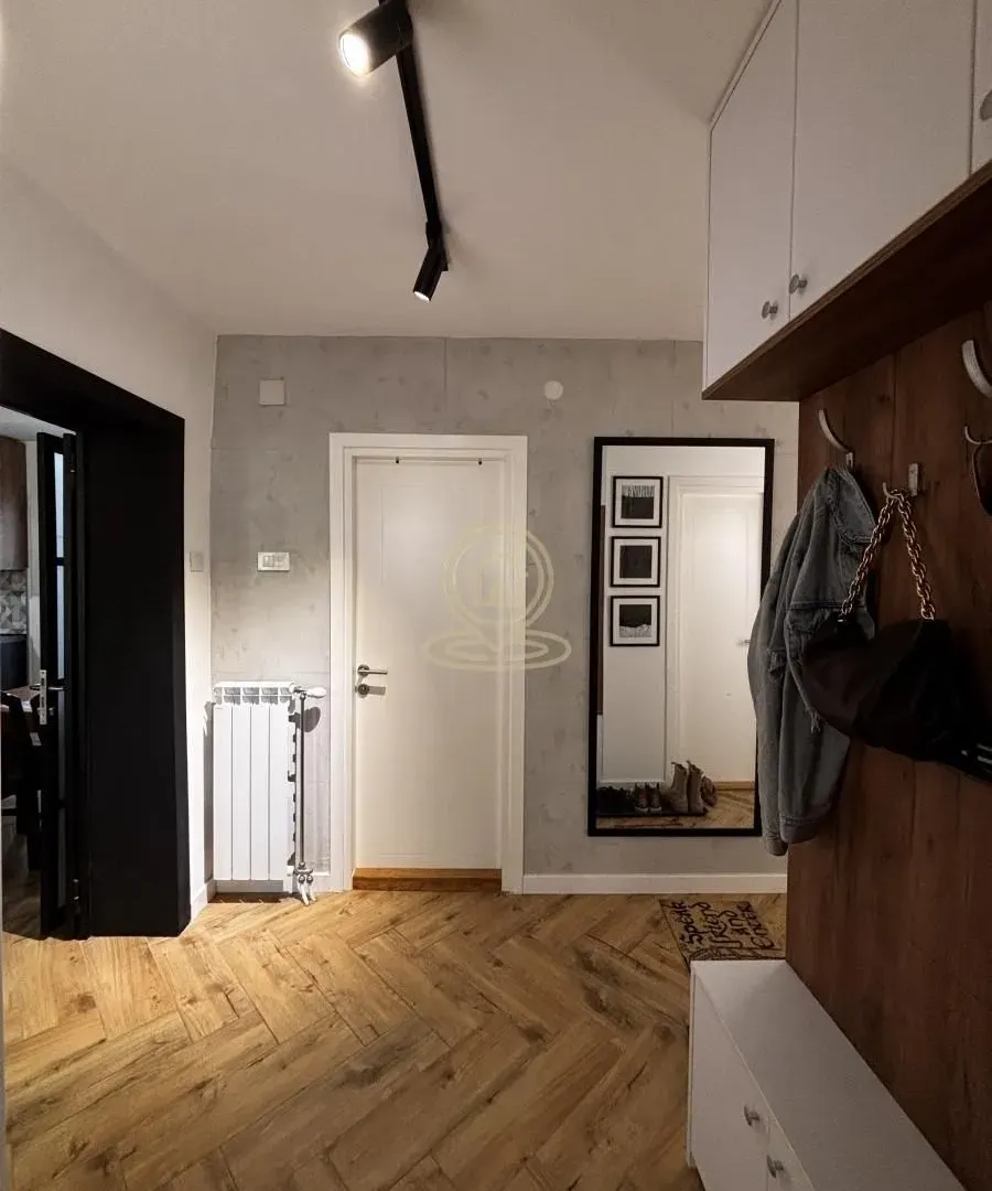 Prodaja, trosoban stan, 75m², Medijana, Niš