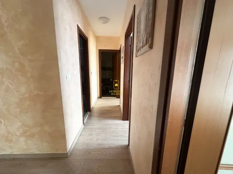 Izdavanje, dvosoban stan, 75m², City Kvart, Podgorica - image 10