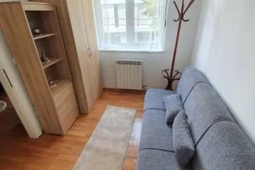 Rent, two bedroom apartment, 43m², Vračar Hram, Vračar Sve Podlokacije - image 9