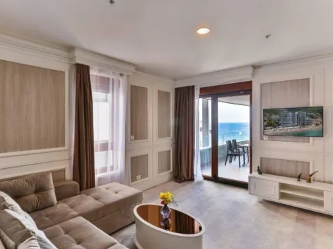 Rent, apartment, 100m², Bečići, Budva - image 3