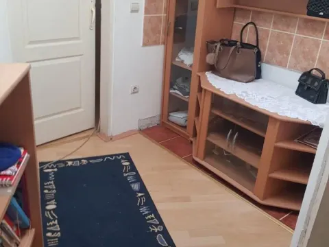 Prodaja, kuća, 81m², Zemun Kalvarija, Zemun Sve Podlokacije - image 4