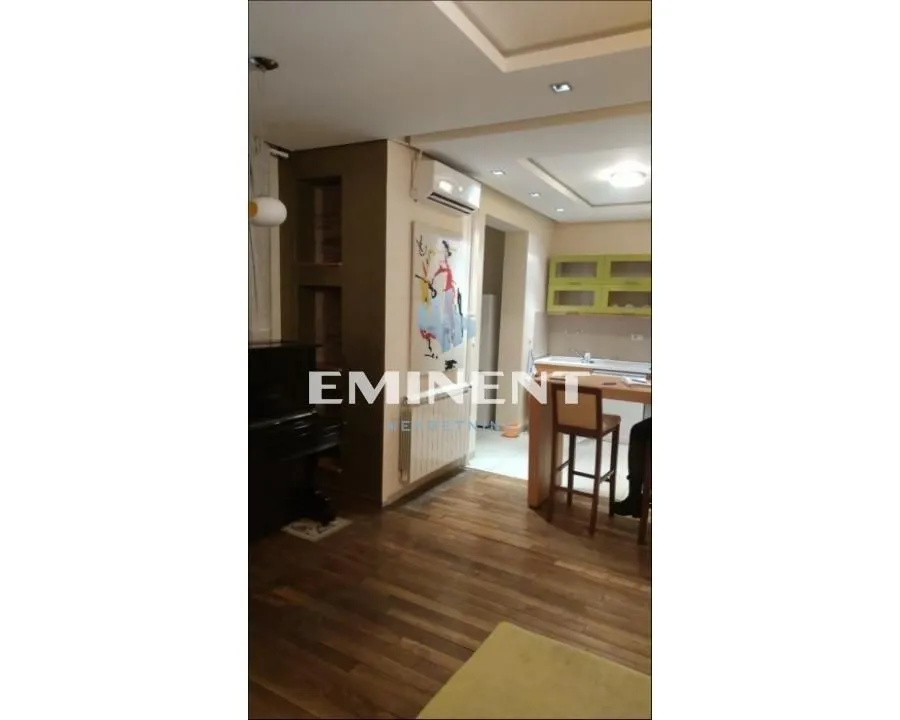 Rent, two bedroom apartment, 64m², Kalenić Pijaca, Vračar Sve Podlokacije