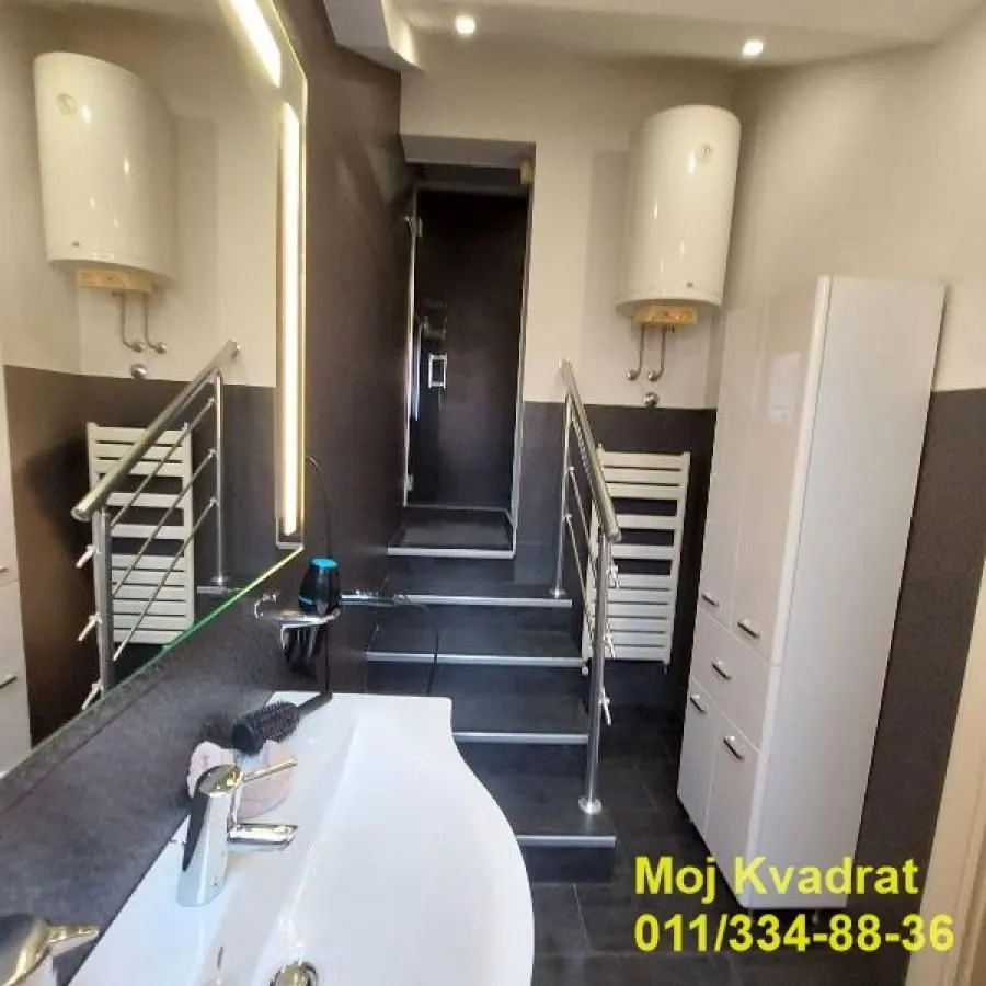 Sale, house, 400m², Banovo Brdo, Beograd