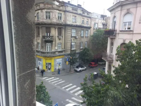 Izdavanje, četvorosoban stan, 112m², Kalenić Pijaca, Vračar Sve Podlokacije - image 15