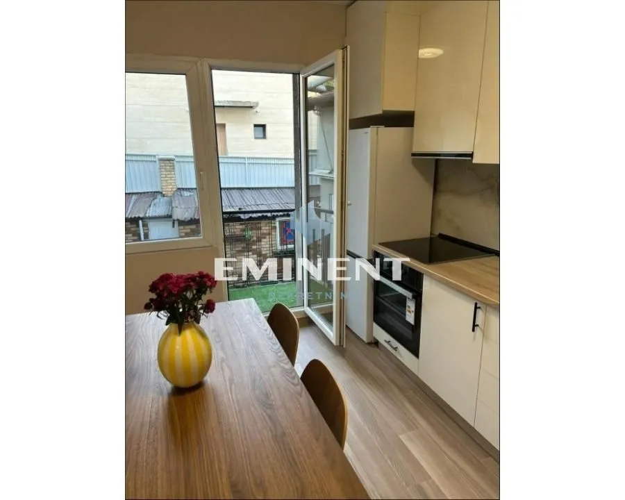 Rent, three bedroom apartment, 85m², Lekino Brdo, Voždovac Sve Podlokacije