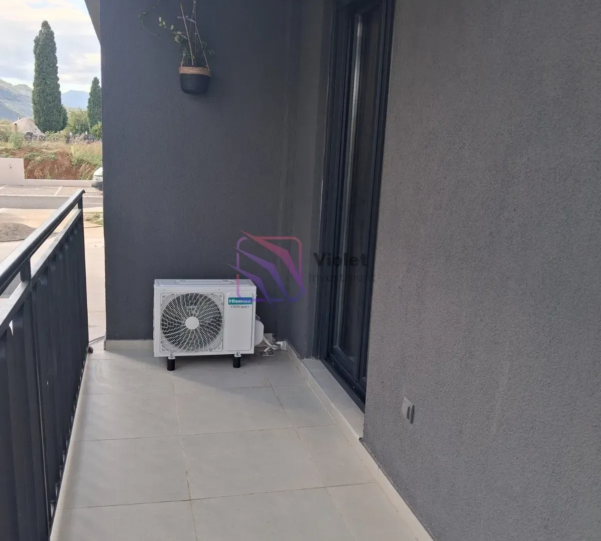 Izdavanje, jednosoban stan, 44m², Tološi, Podgorica