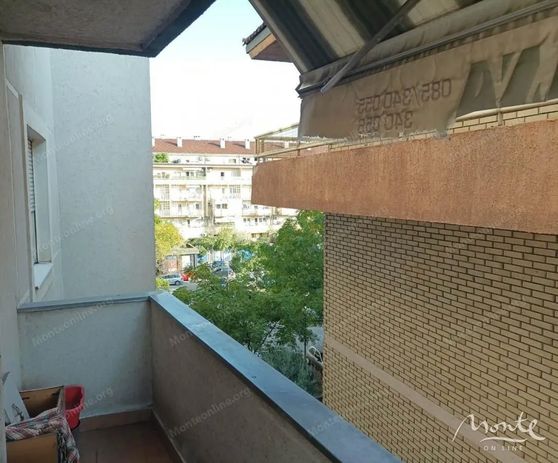Prodaja, dvosoban stan, 96m², Stari Aerodrom, Podgorica
