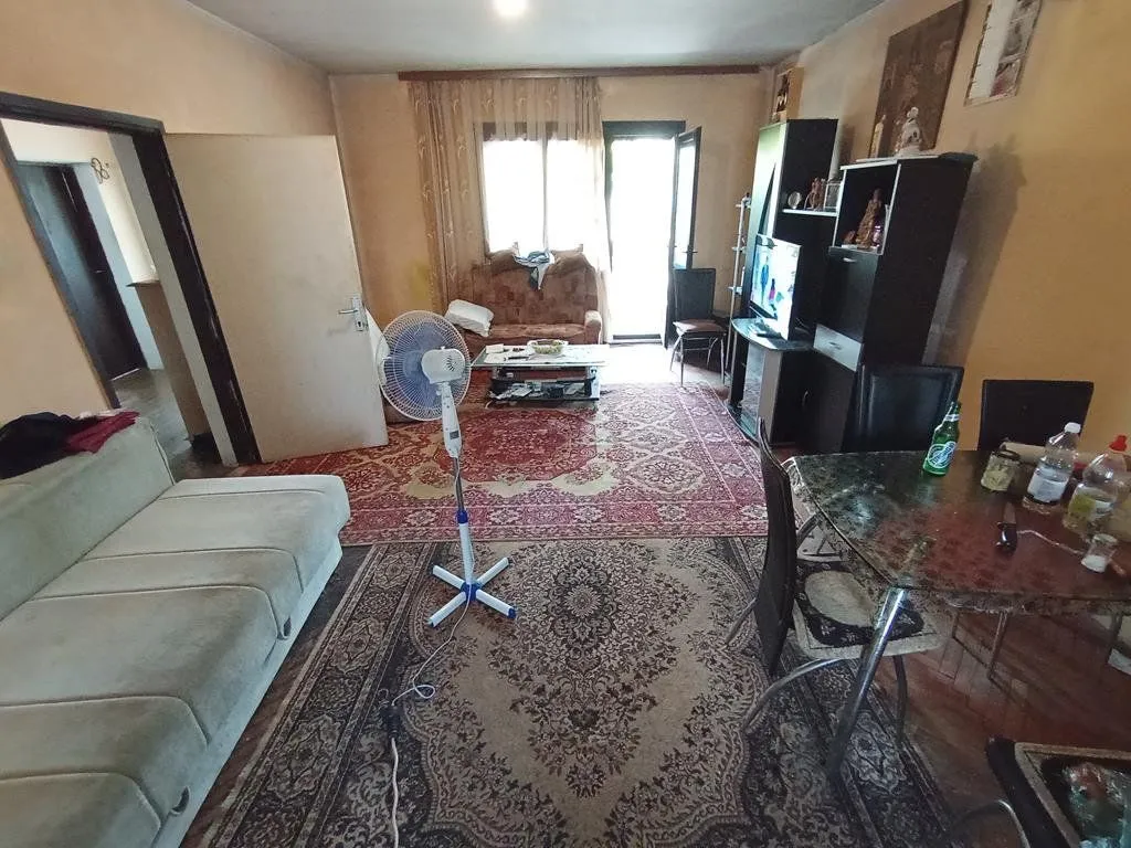 Sale, house, 300m², Tološi, Podgorica