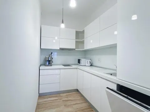 Sale, two bedroom apartment, 77m², Budva, Crna Gora - image 10