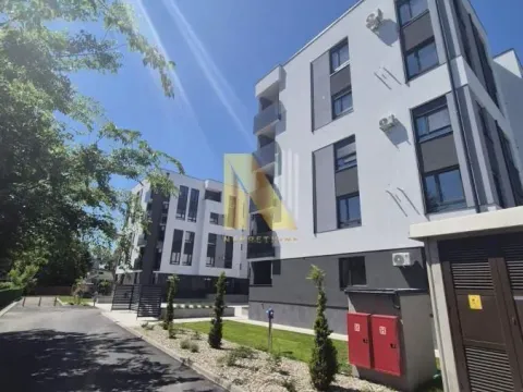 Izdavanje, poslovni prostor, 28m², Sajmište, Novi Sad - image 10